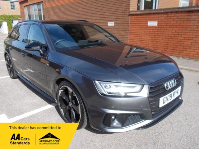 Audi A4 Avant 2.0 TFSI 40 Black Edition Estate 5dr Petrol S Tronic Euro 6 (s/s) (190 ps)